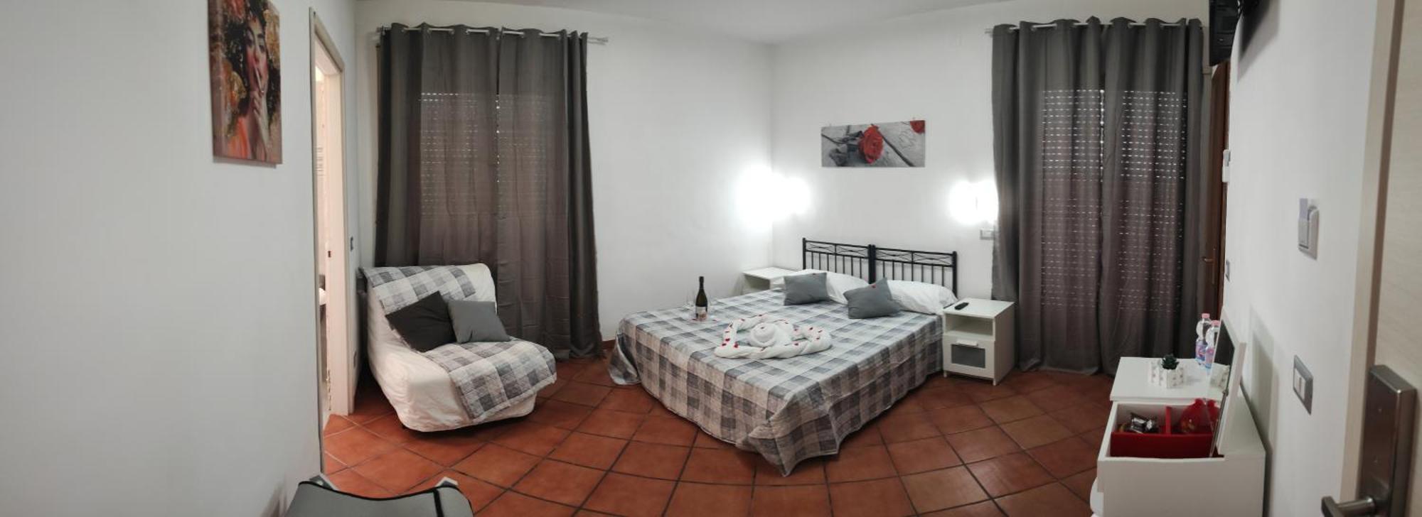 Royal House Fiumicino Hotel Ngoại thất bức ảnh